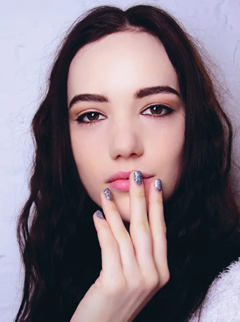 ellevn Nail FW14 4