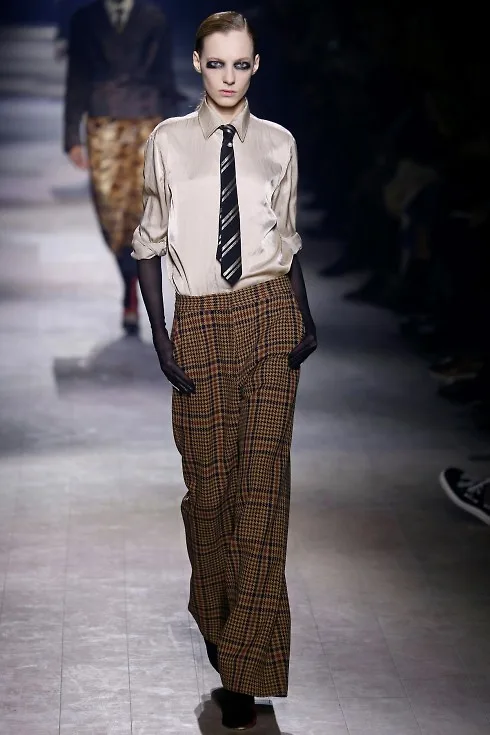 Người phụ nữ mạnh mẽ của Dries Van Noten