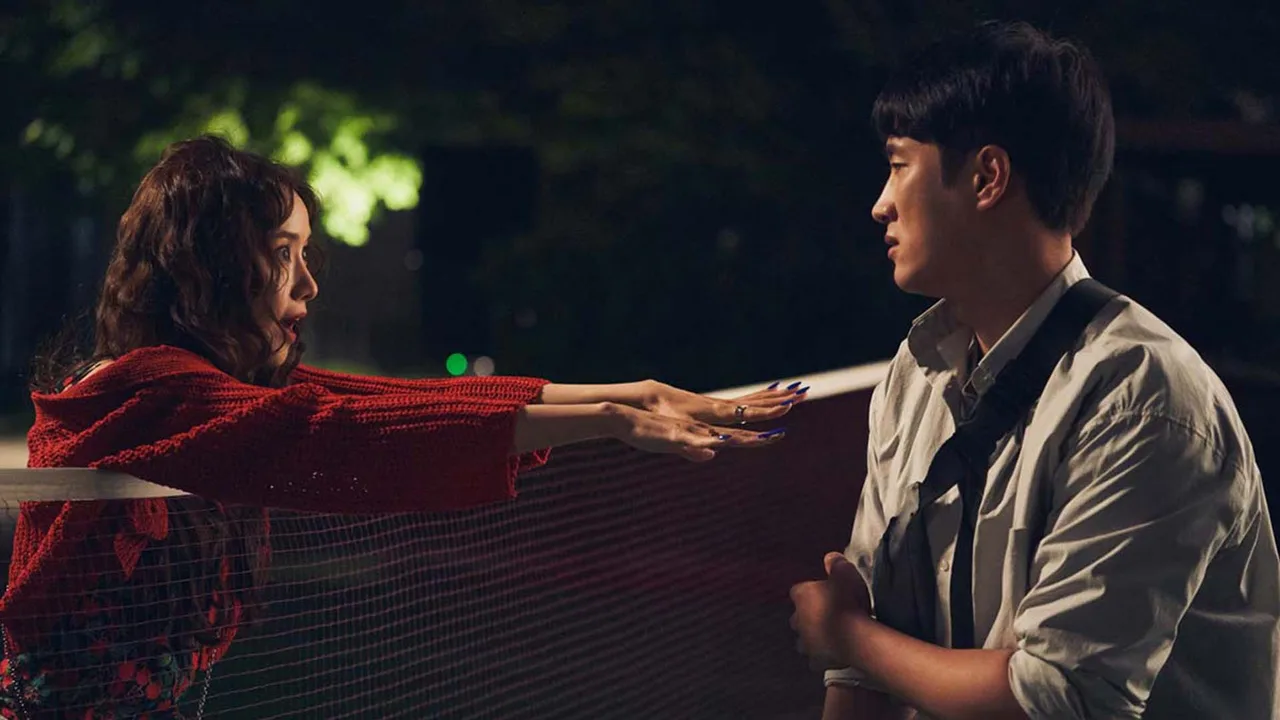 Ahn Bo Hyun làm bảo mẫu cho ma nữ YoonA trong Em Xinh Tinh Quái