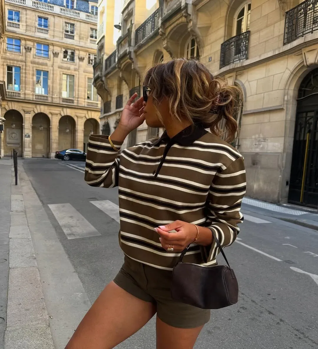 áo len kẻ sọc phối shorts