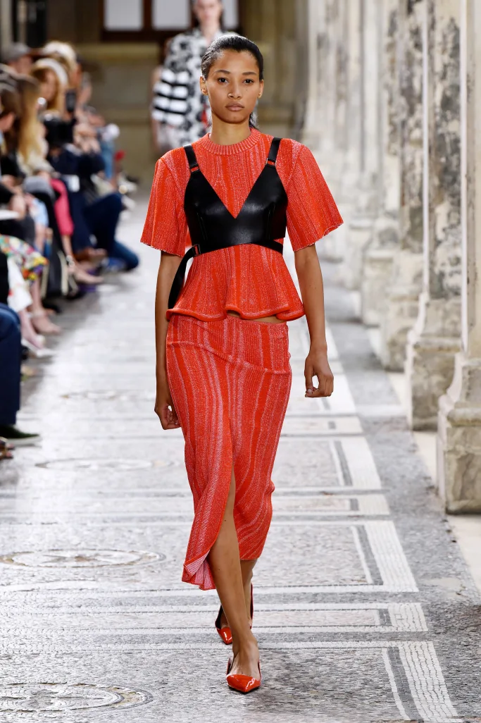 Proenza Schouler ấn tượng tại Paris Haute Couture