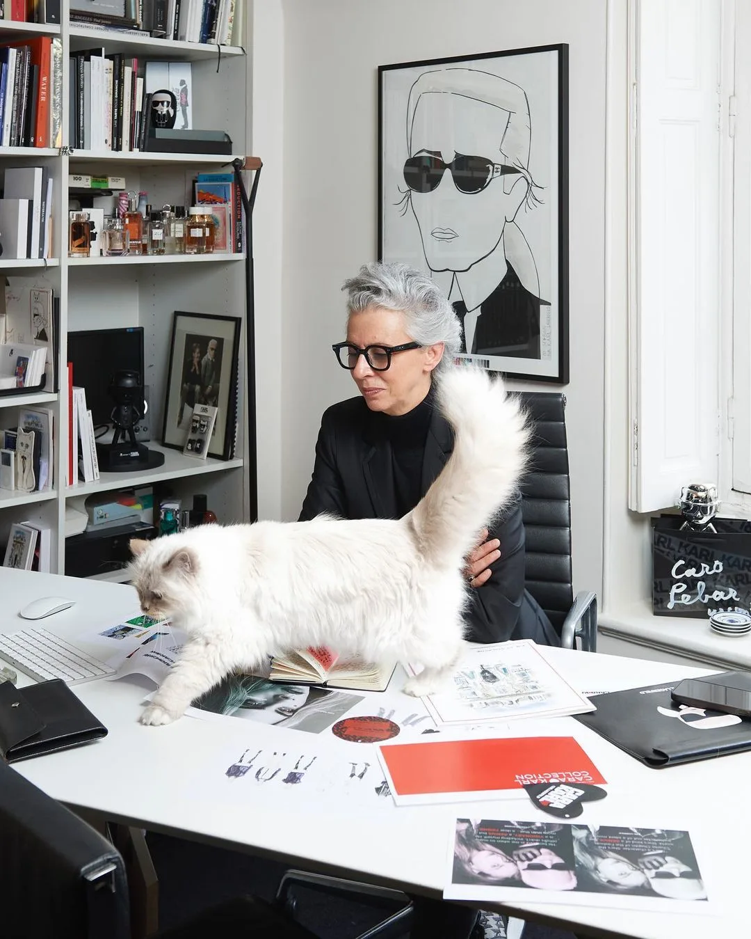 Karl Lagerfeld và cô mèo Choupette