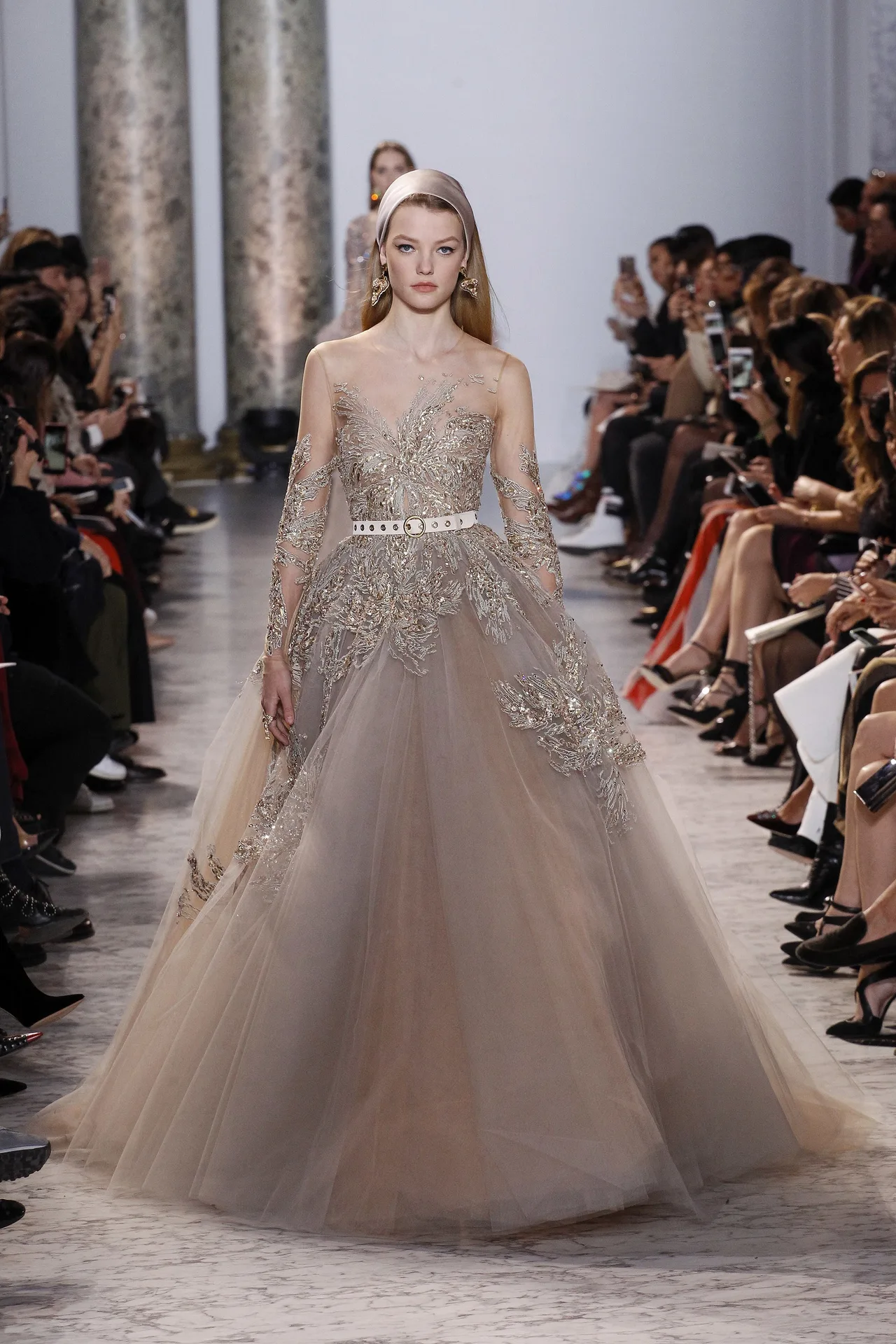 Những BST nổi bật tại tuần lễ Haute Couture Xuân-Hè 2017 - ELLE VN