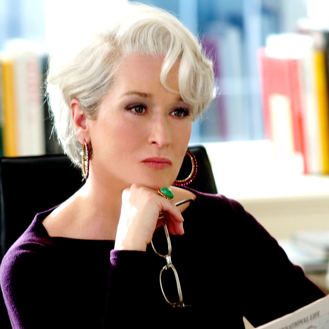 Hình ảnh kiểu trang điểm quyền lực của Miranda Priestley (Meryl Streep) trong "The Devil Wears Prada" (2006).