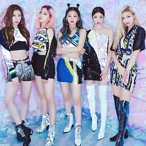 xu hướng thời trang trong mv icy của itzy 2