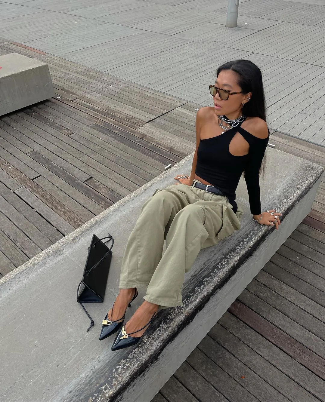 bayagorbusha diện slingback mũi nhọn