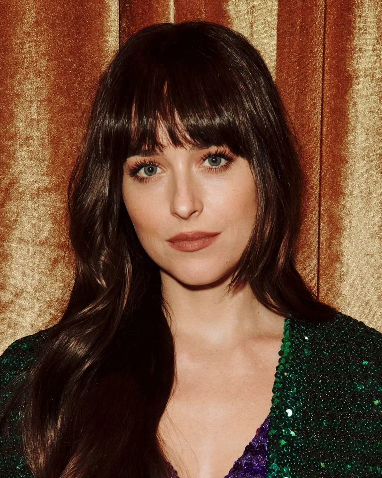 dakota johnson trong chiến dịch beloved của gucci