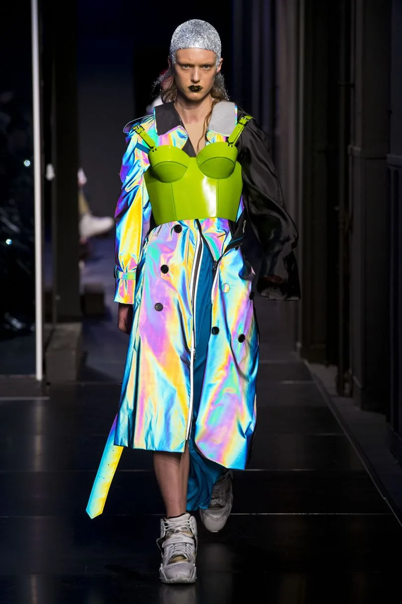 BST thời trang Maison Margiela Xuân 2018 Couture: Cảm hứng vị lai thống trị sàn diễn BST thời trang Maison Margiela Xuân 2018 Couture: Cảm hứng vị lai thống trị sàn diễn
