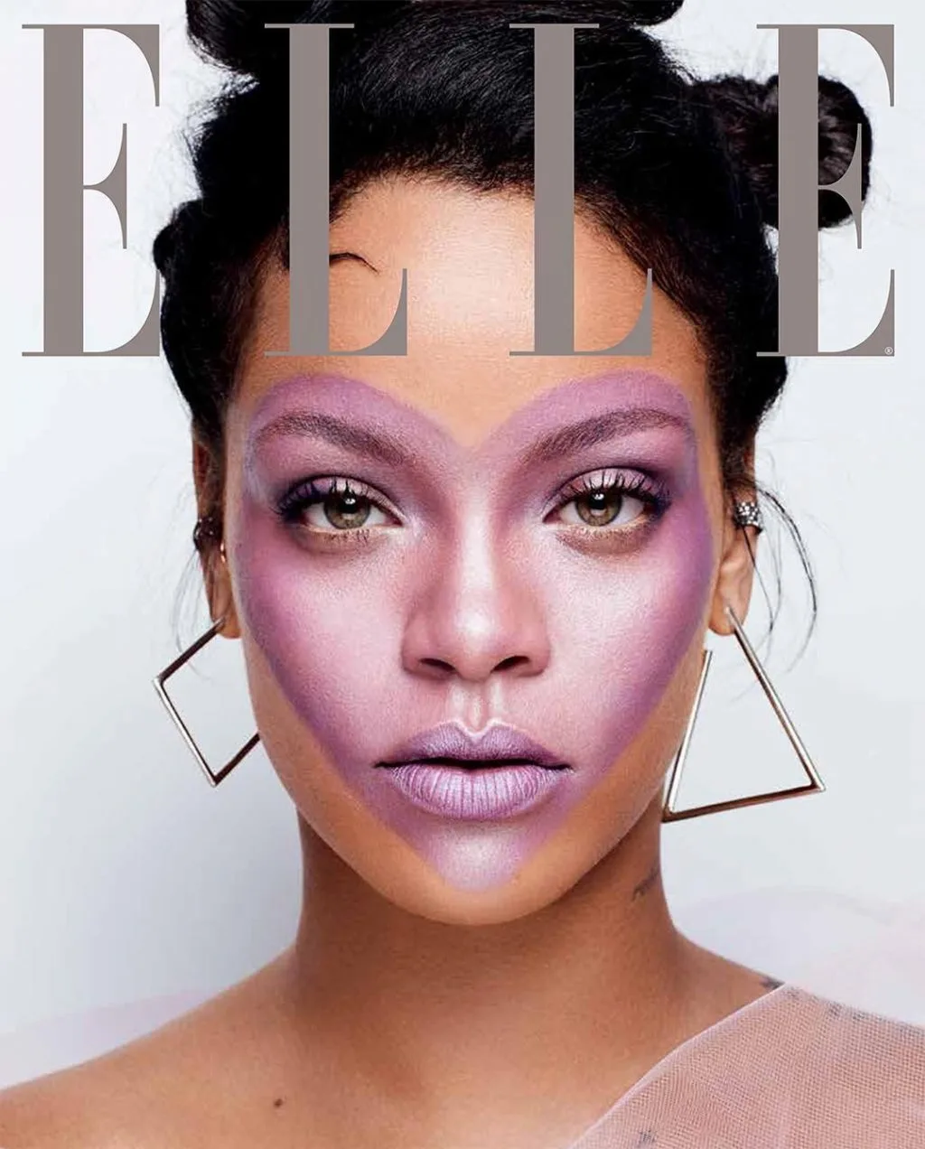 Rihanna đẹp mê hồn trên bìa tạp chí ELLE tháng 10 Rihanna đẹp mê hồn trên bìa tạp chí ELLE tháng 10