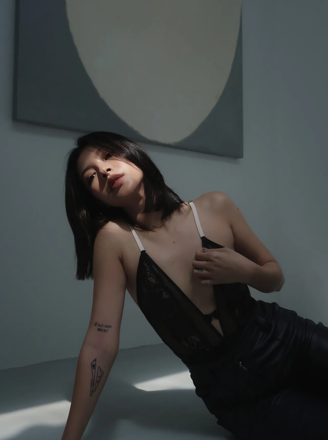 Tú Hảo gợi ý mix n match theo phong cách quý cô Paris