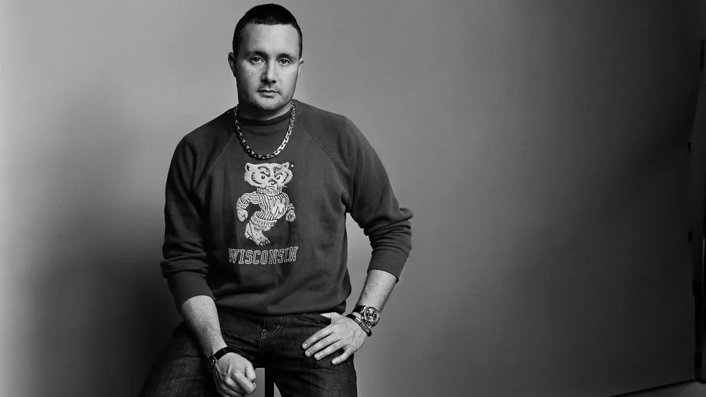 3 cột mốc lịch sử của Kim Jones tại Louis Vuitton 3 cột mốc lịch sử của Kim Jones tại Louis Vuitton