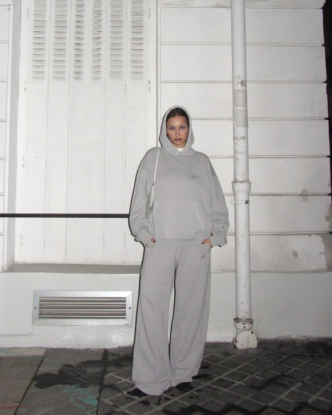 renatakats diện hoodie