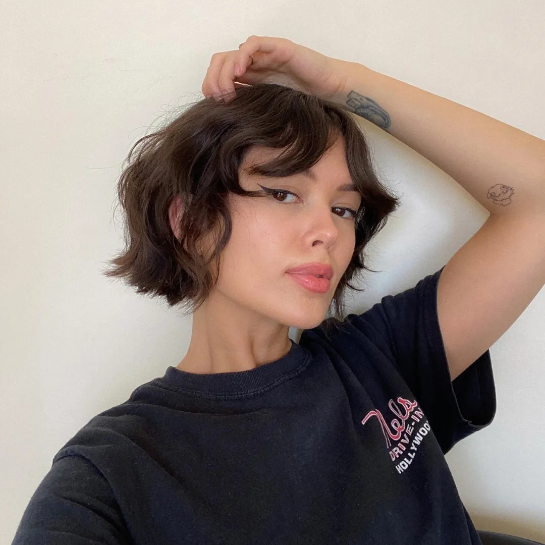 Hình ảnh blogger Chloe Helen Miles với box bob.