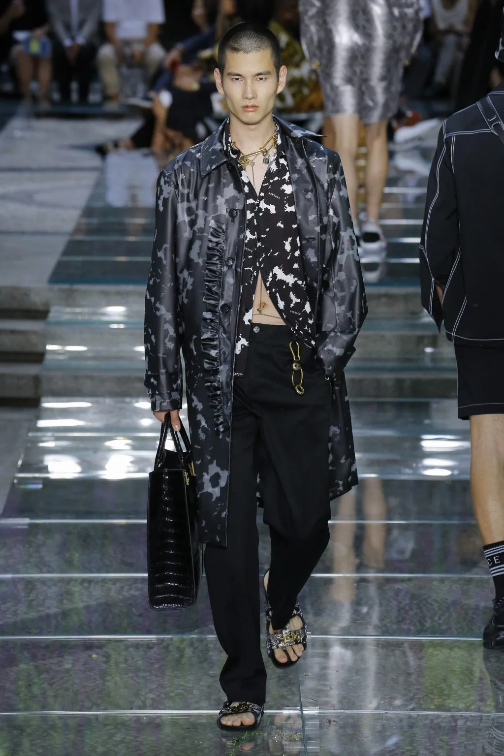 thương hiệu Versace thương hiệu Versace