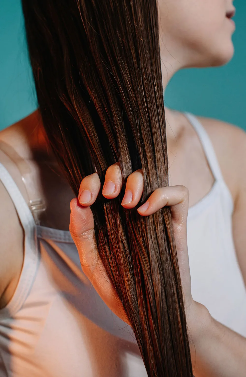 Nước dừa giúp tóc bóng mượt, chắc khỏe hơn Nước dừa giúp tóc bóng mượt, chắc khỏe hơn