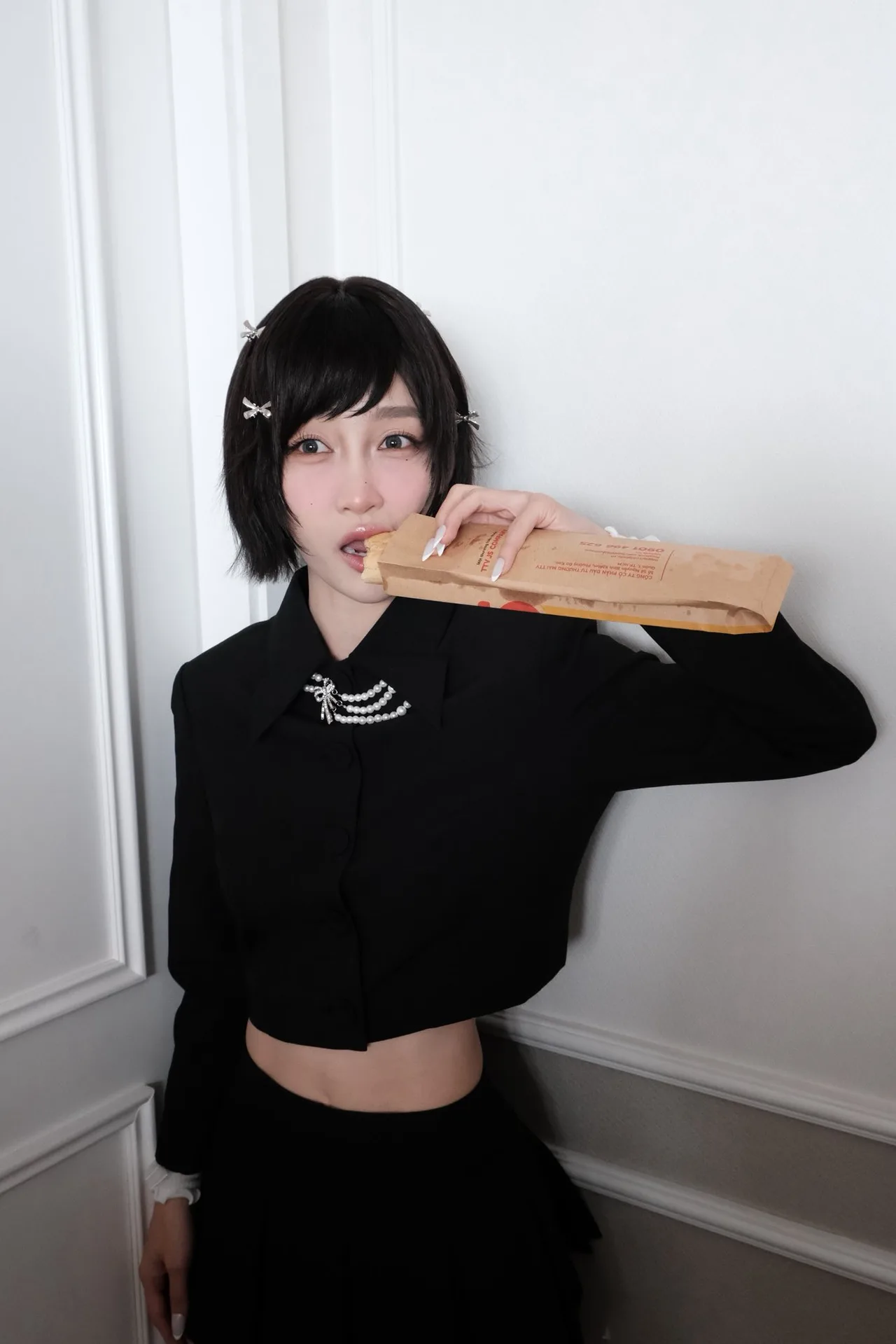 Juky San diện croptop đen