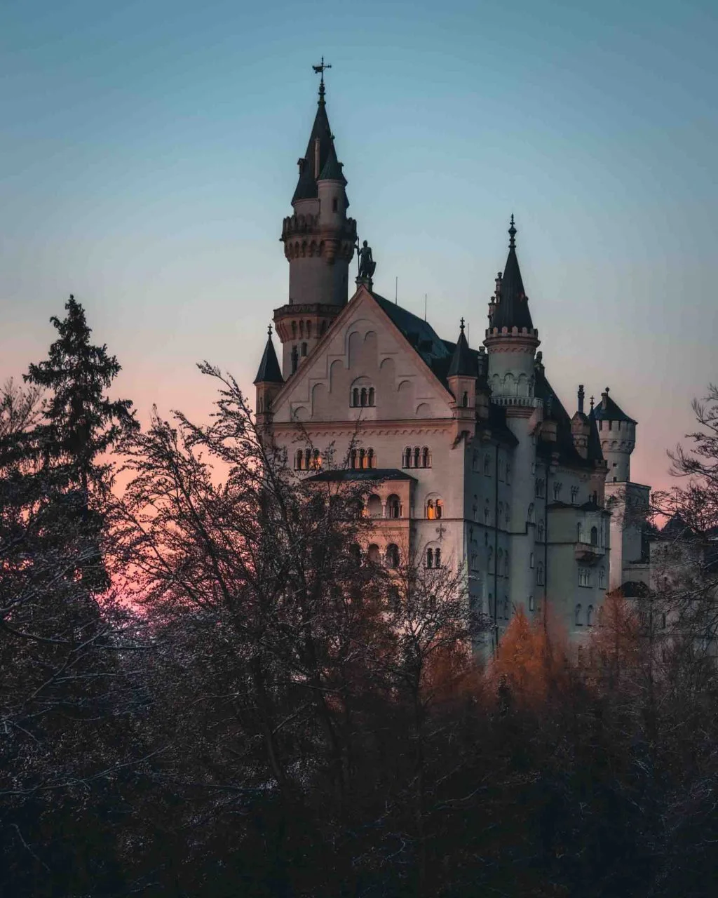 hình ảnh đẹp của lâu đài Neuschwanstein