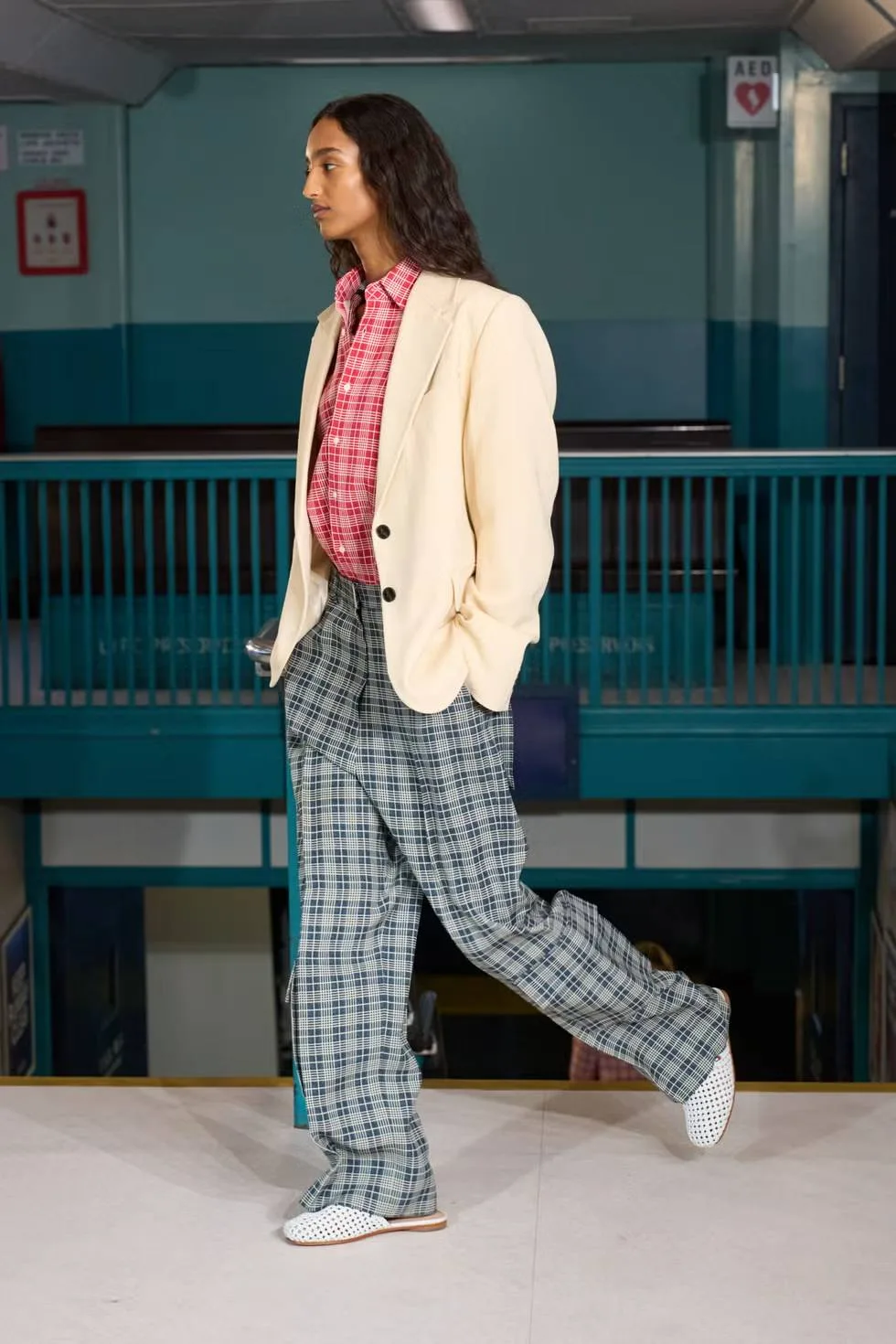 Preppy 2025 rời xa hình ảnh đặc quyền học đường để hướng đến vẻ đẹp của tri thức