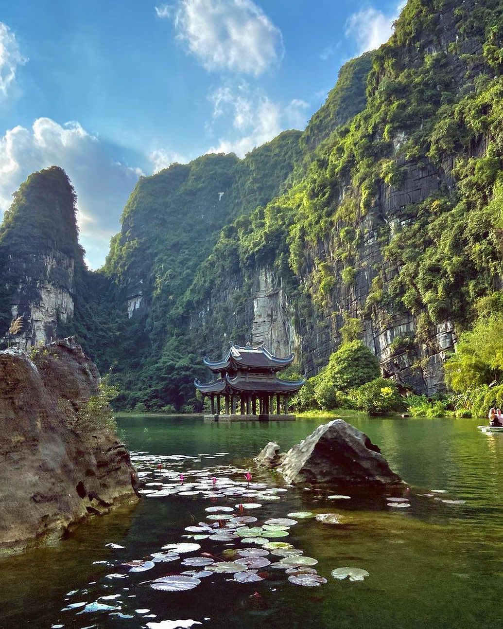 Khu du lịch sinh thái Tràng An-Ninh Bình