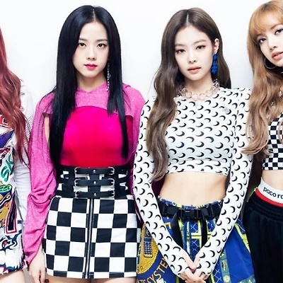 Stylist tiết lộ bí mật đằng sau phong cách thời trang của BLACKPINK