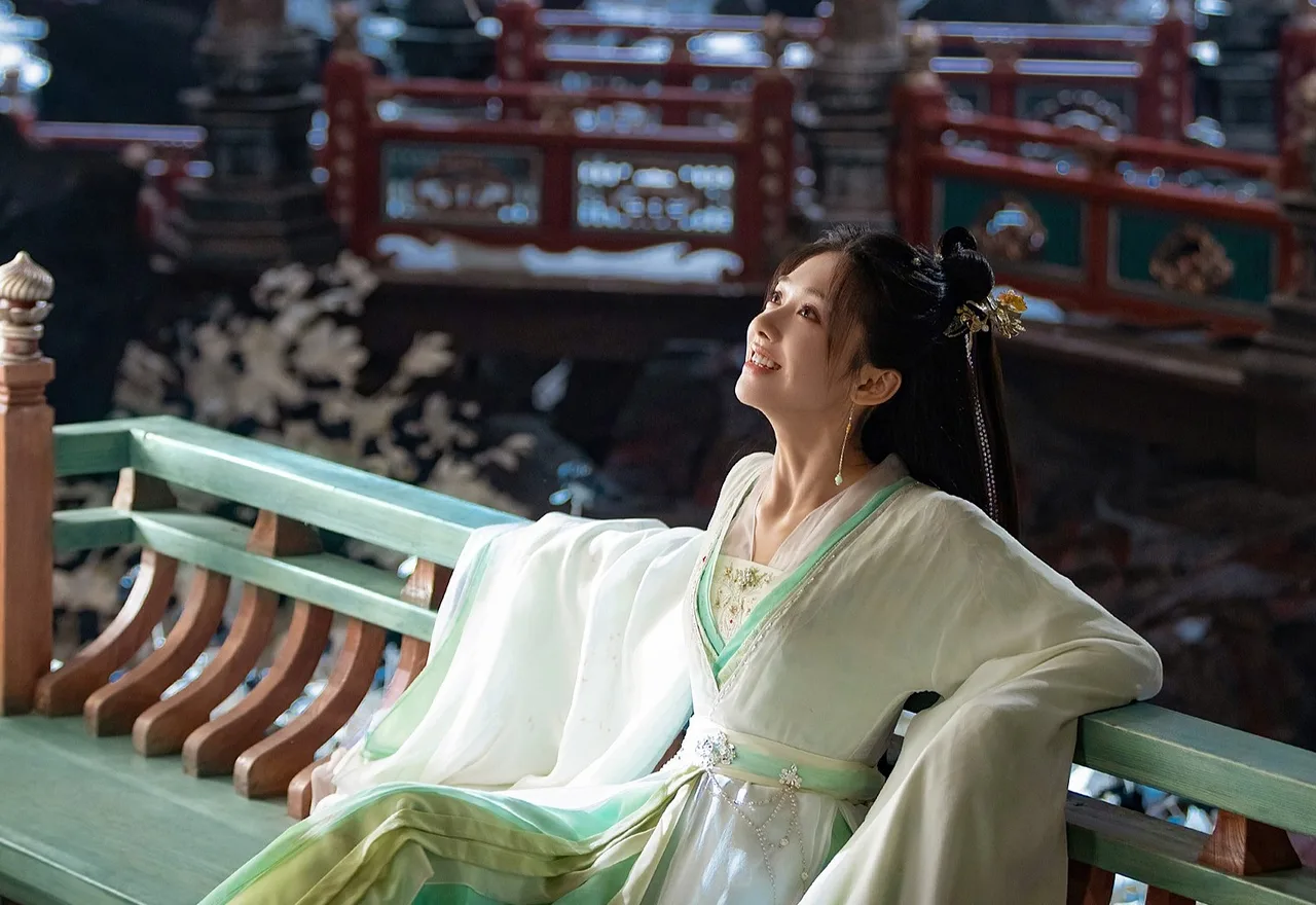 Trâu Nhạn do Vương Ảnh Lộ thủ vai là một nhân viên văn phòng điển hình của thời hiện đại.