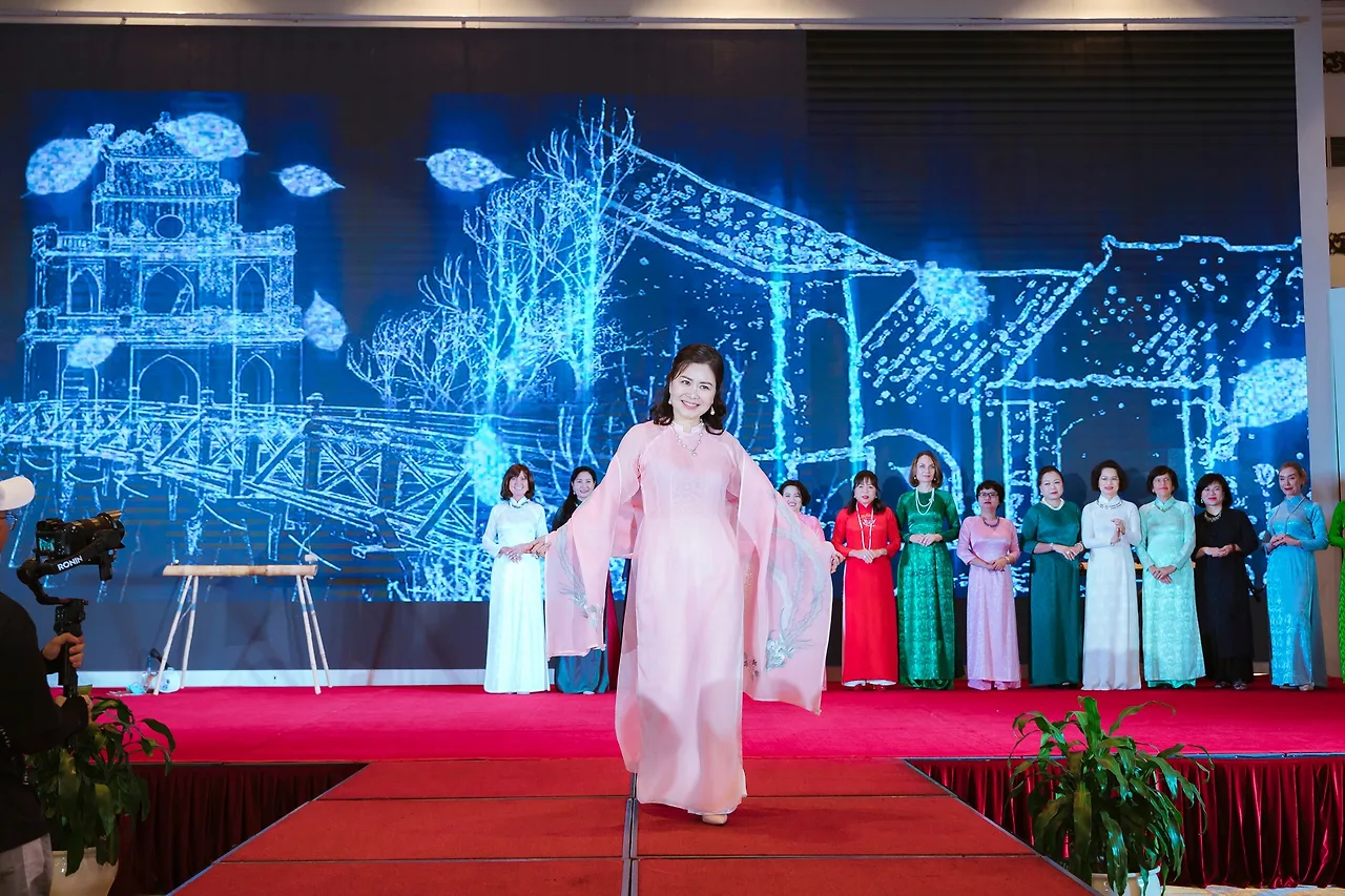 sự kiện gặp gỡ mùa Thu