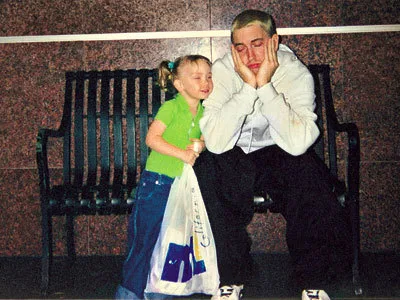 ellevn-nhung-ong-bo-don-than-eminem-2