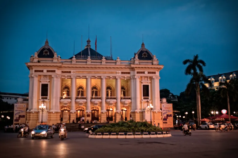 Nhà hát lớn Hà Nội - ELLE VN