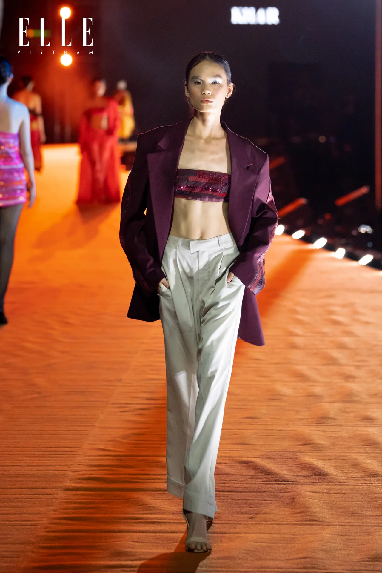 ELLE Fashion Show 2022 KHAAR BST thời trang Tóc look 26