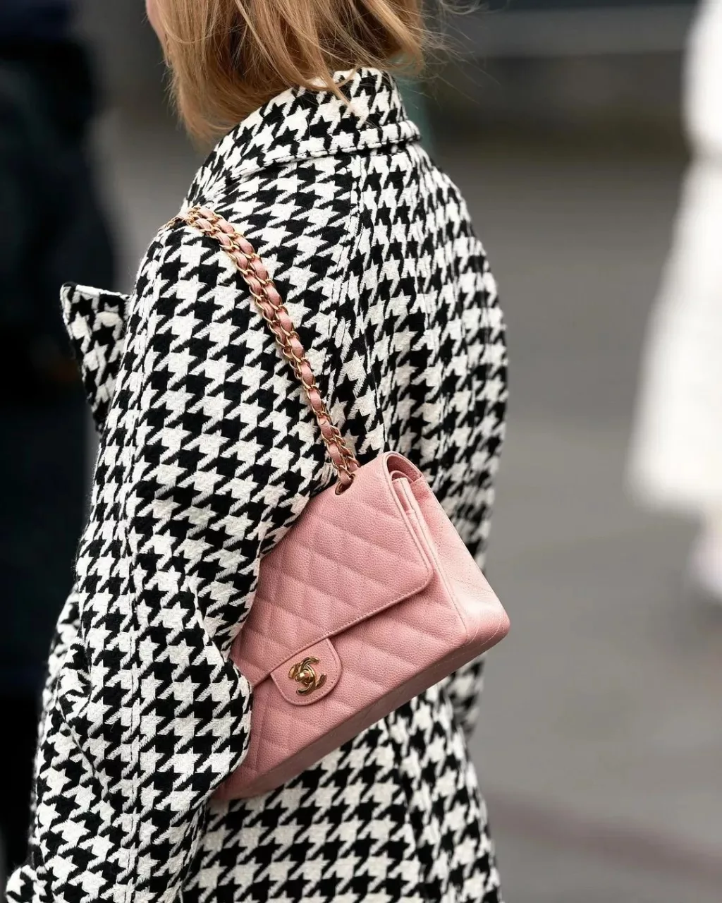 Chanel Classic Flap có giá túi xách hiệu tăng hàng năm
