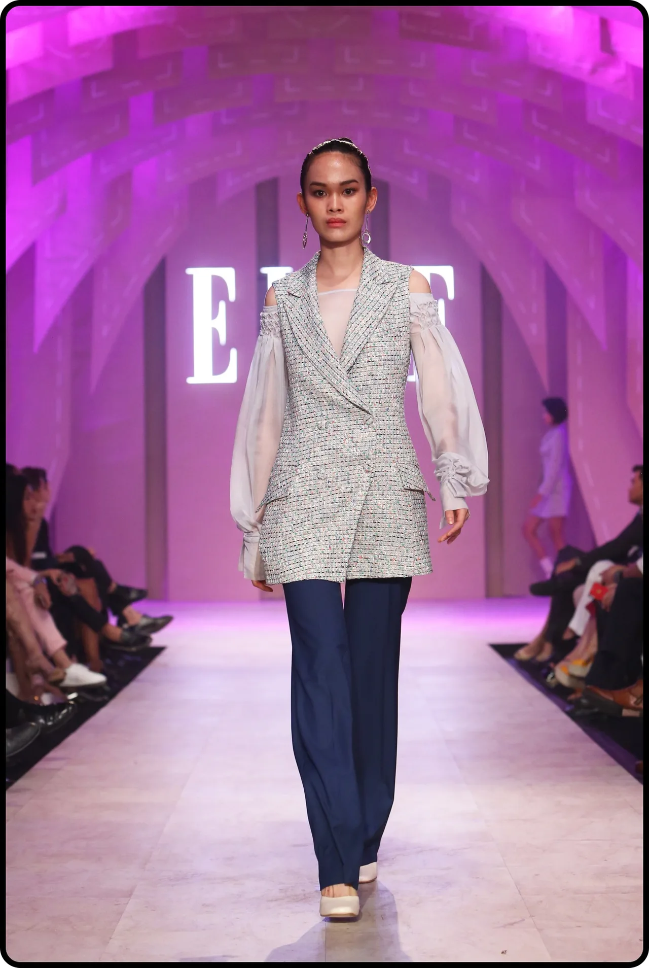 BST của NTK Quynh Giao tại ELLE Fashion Journey 2016