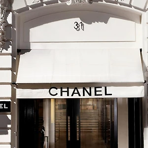 Countdown 10 thương hiệu quần áo cao cấp nhất Paris image ELLEVN