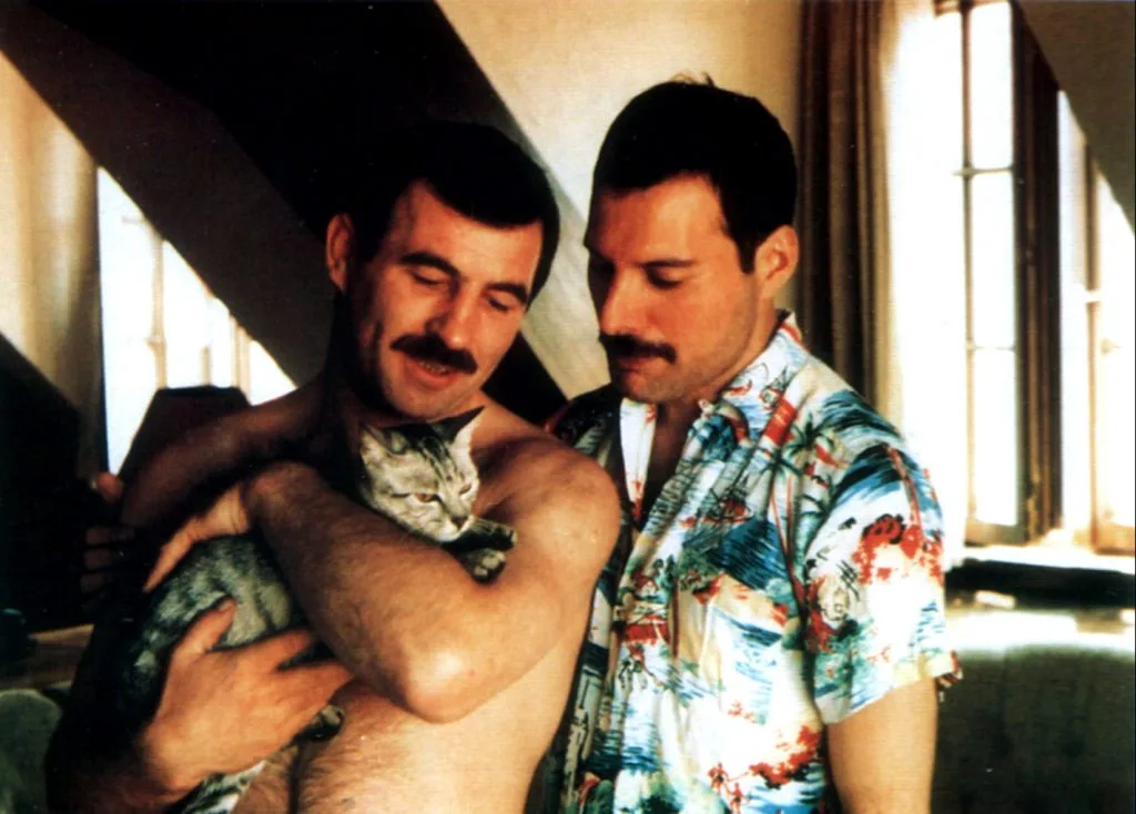 elle việt nam freddie mercury2