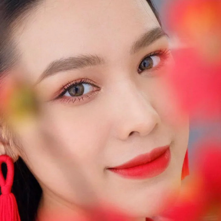 02 trang điểm mặc áo dài 02 trang điểm mặc áo dài
