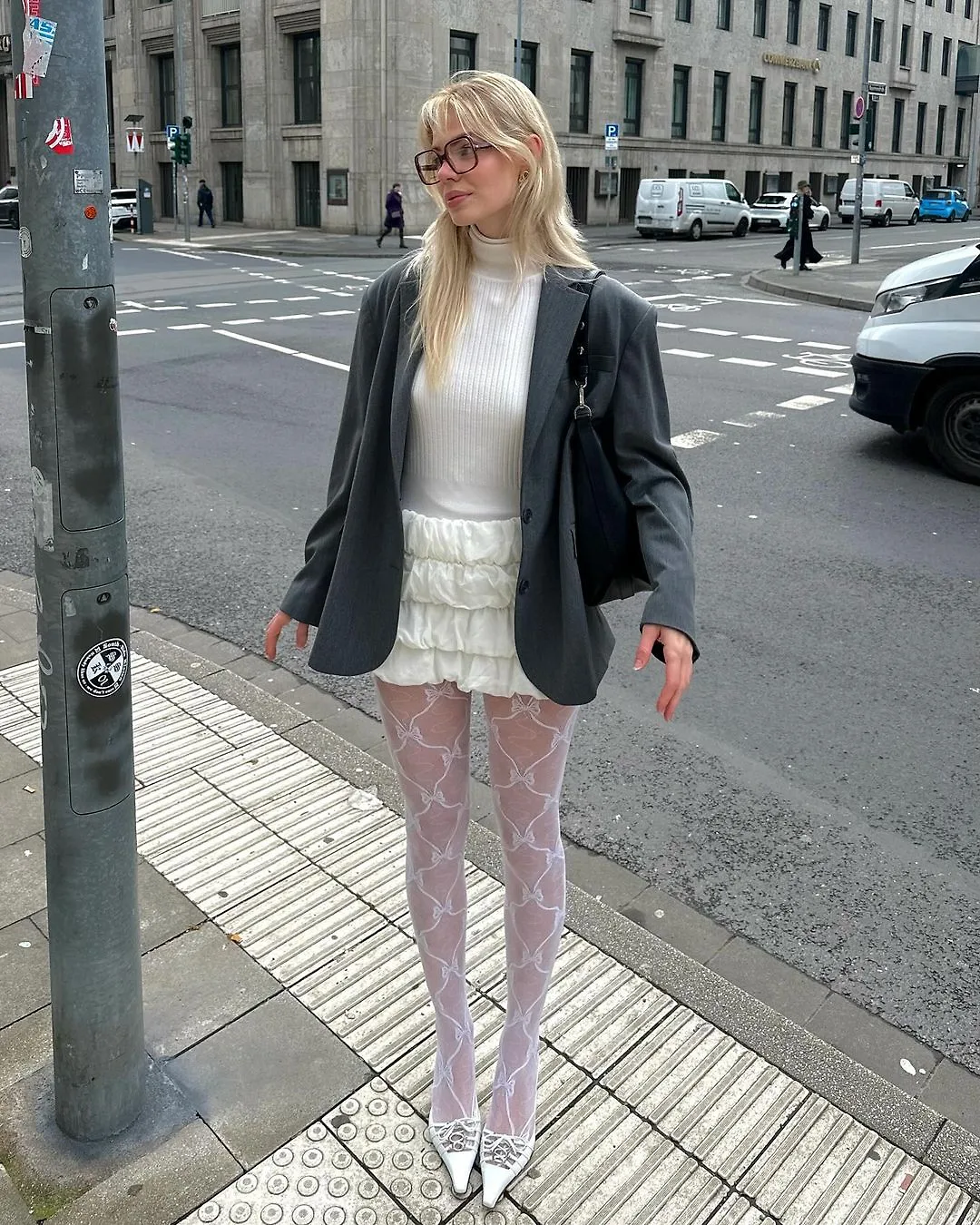 linda.sza tất nơ