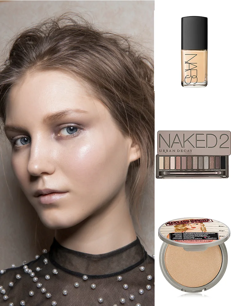 Sản phẩm gợi ý: Kem nền Nars, phấn mắt Naked 2, phấn bắt sáng Mary Lou của The Balm