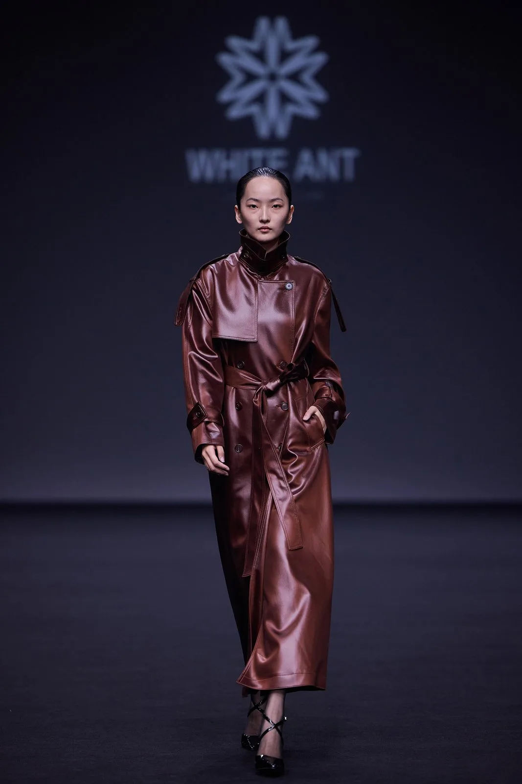 BST White Ant Thu-Đông 2026