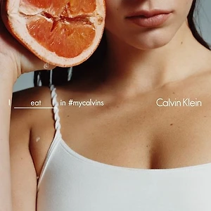 Calvin Klein và dục tính trong những bộ ảnh thời trang 15