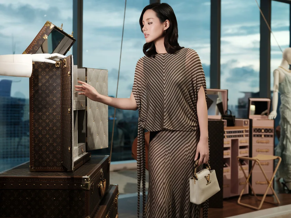 Khánh Linh tại Triển lãm Savoir Rêver Louis Vuitton