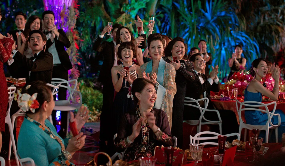 bữa tiệc sang trọng trong crazy rich asians giới siêu giàu