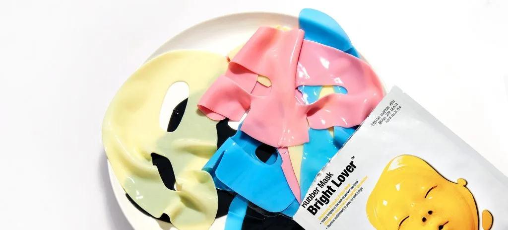 dùng Dr.Jart+ Clear Lover Rubber Mask trước khi trang điểm dùng Dr.Jart+ Clear Lover Rubber Mask trước khi trang điểm