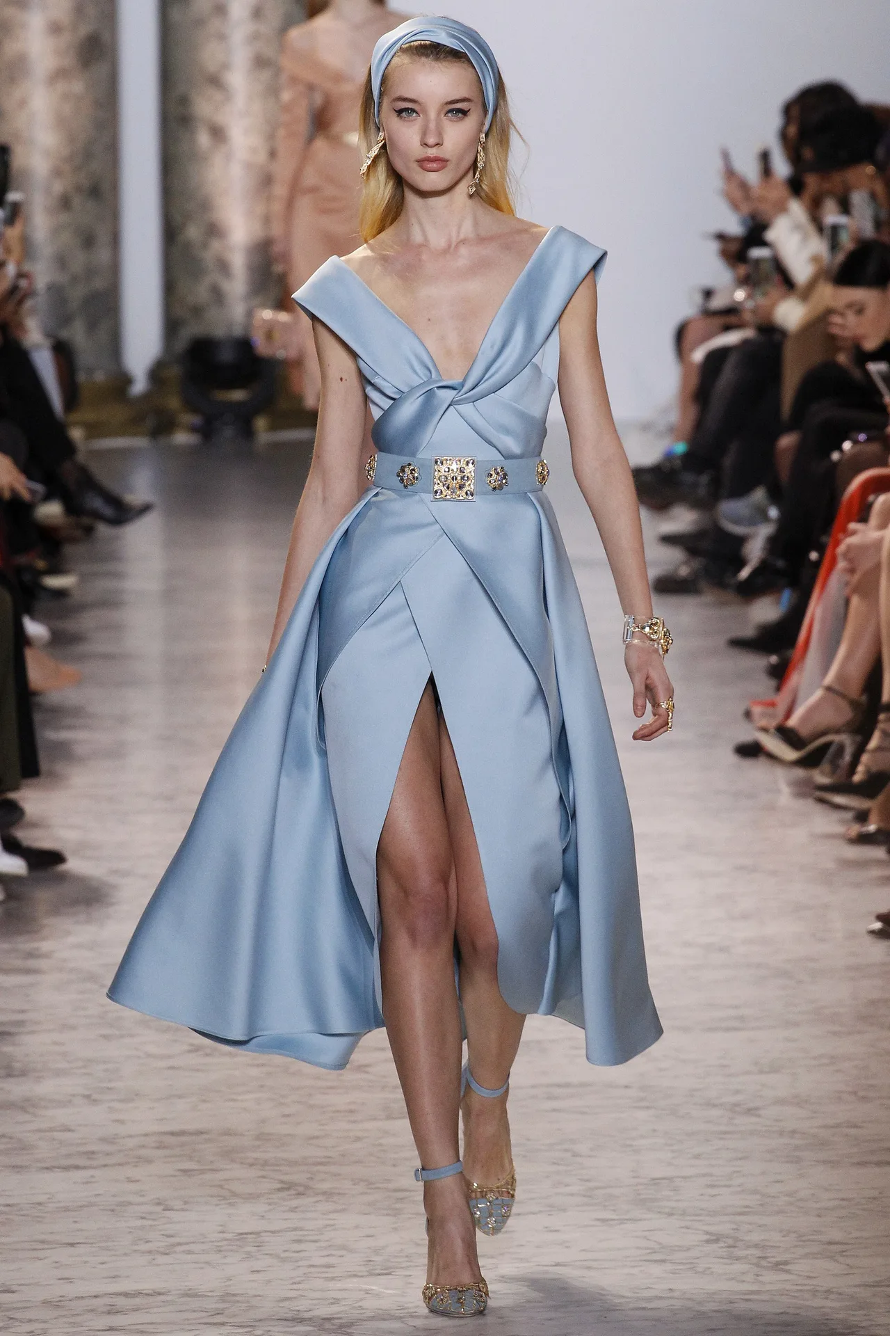 Những BST nổi bật tại tuần lễ Haute Couture Xuân-Hè 2017 - ELLE VN