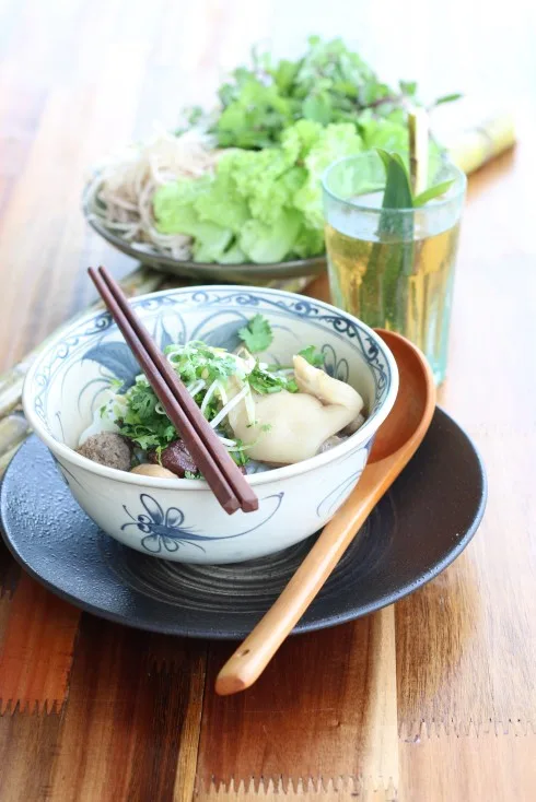 Bún bò Huế là một món không thể không nếm thử khi đến với tuần lễ "Hương vị Huế"