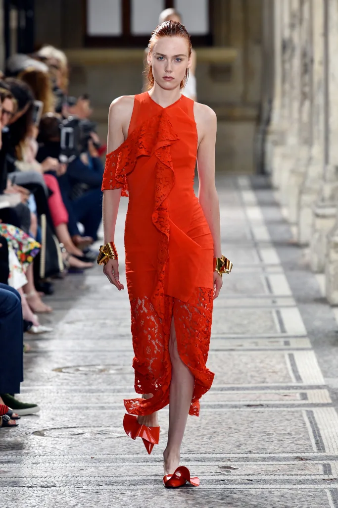Proenza Schouler ấn tượng tại Paris Haute Couture