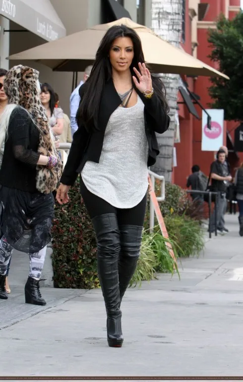kim kardashian - elle 10