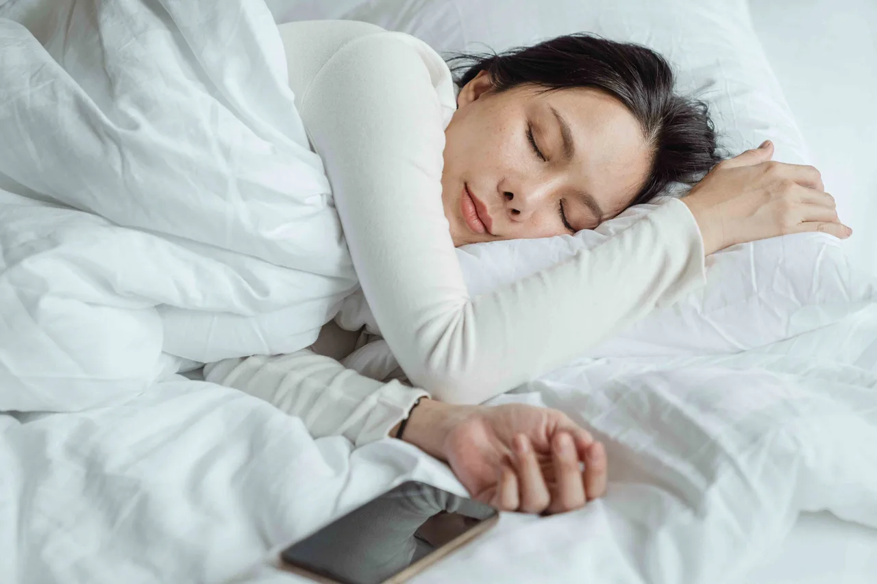 nomophobia ảnh hưởng đến giấc ngủ