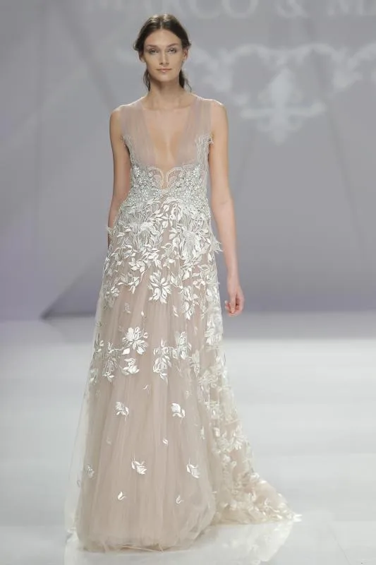 váy cưới đẹp tông nude của Marco Maria
