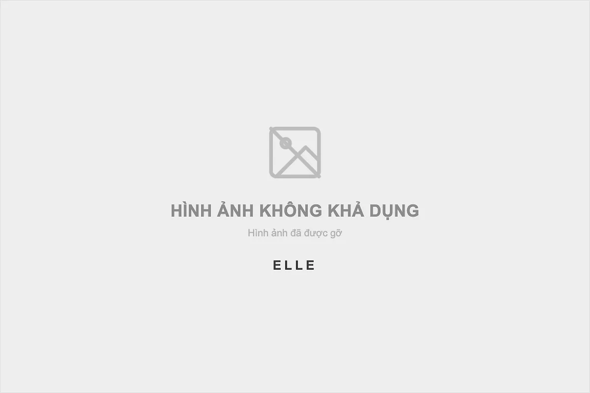 Móng tay tự nhiên có thể có lunulae hoặc không.. Móng tay tự nhiên có thể có lunulae hoặc không..