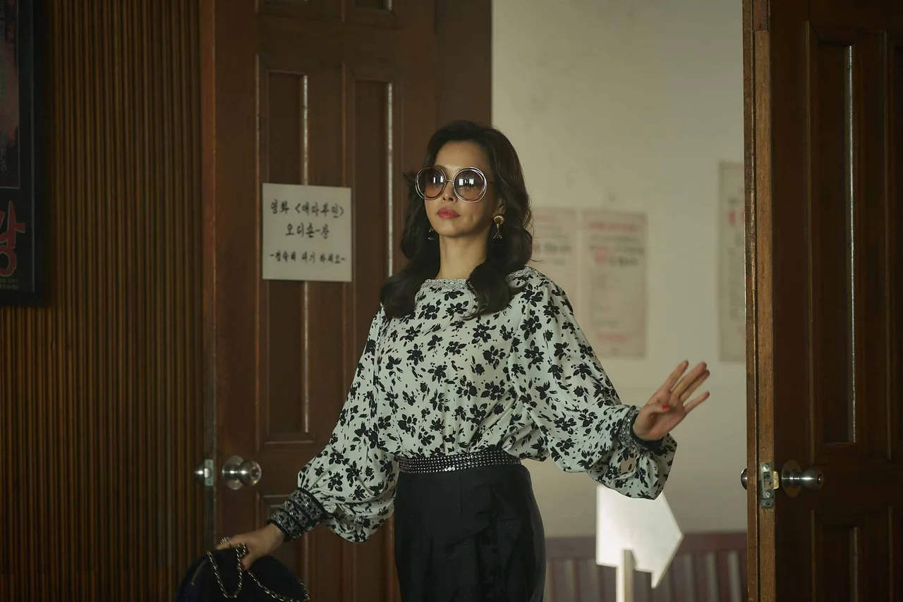 Lee Ha Nee vào vài Hee Ran trong Aema