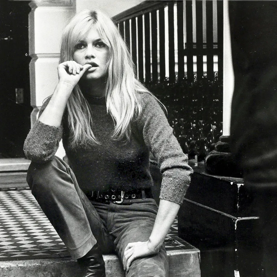 Brigitte Bardot thời trang thập niên 50
